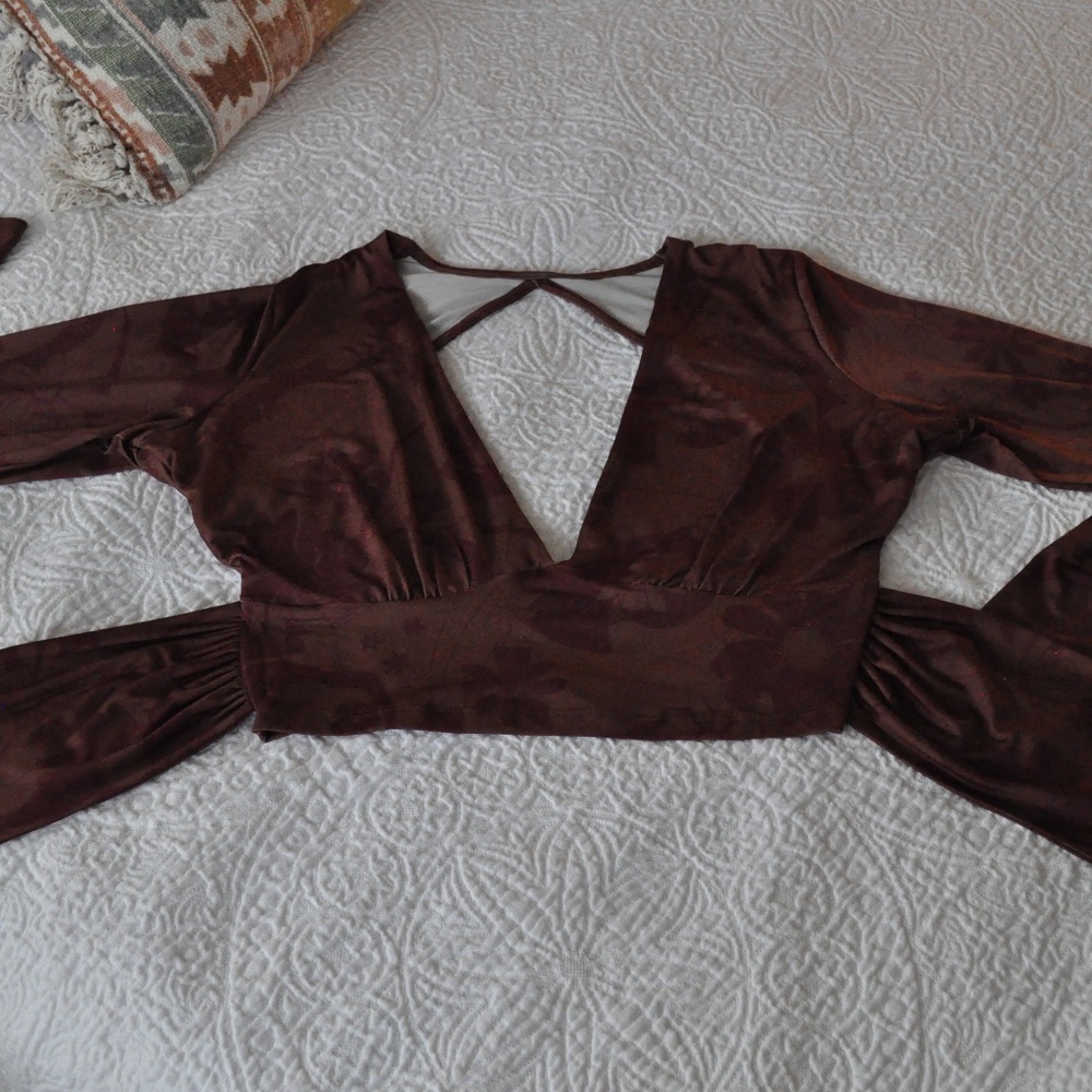 UO Iris Plunge Top